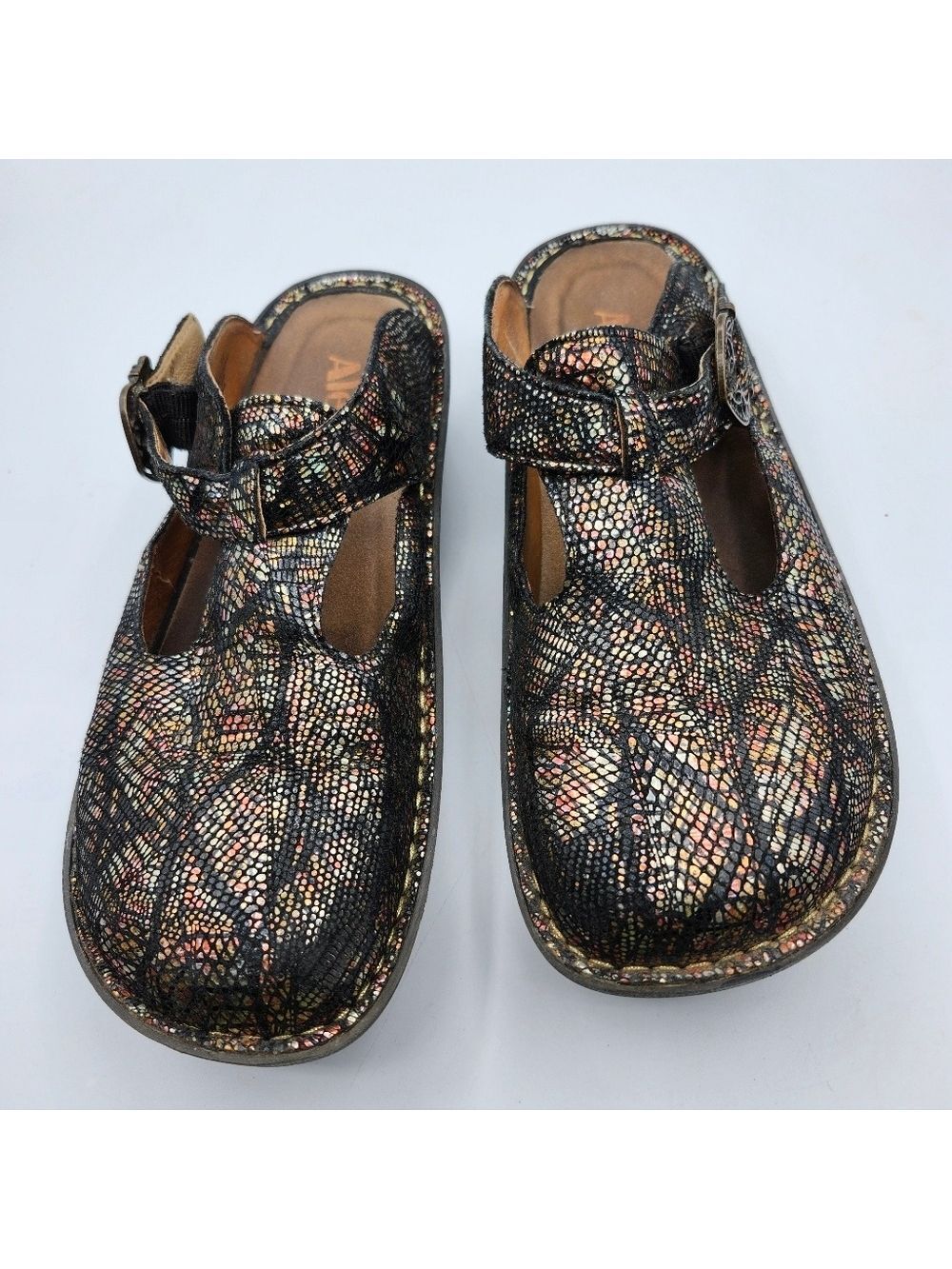 Alegria Leather Leaf Design Sandals
